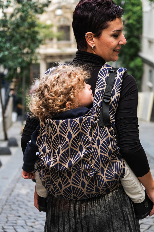 Tragehilfe Switch "Fullbuckle" Toddlersize - Kidskram.ch