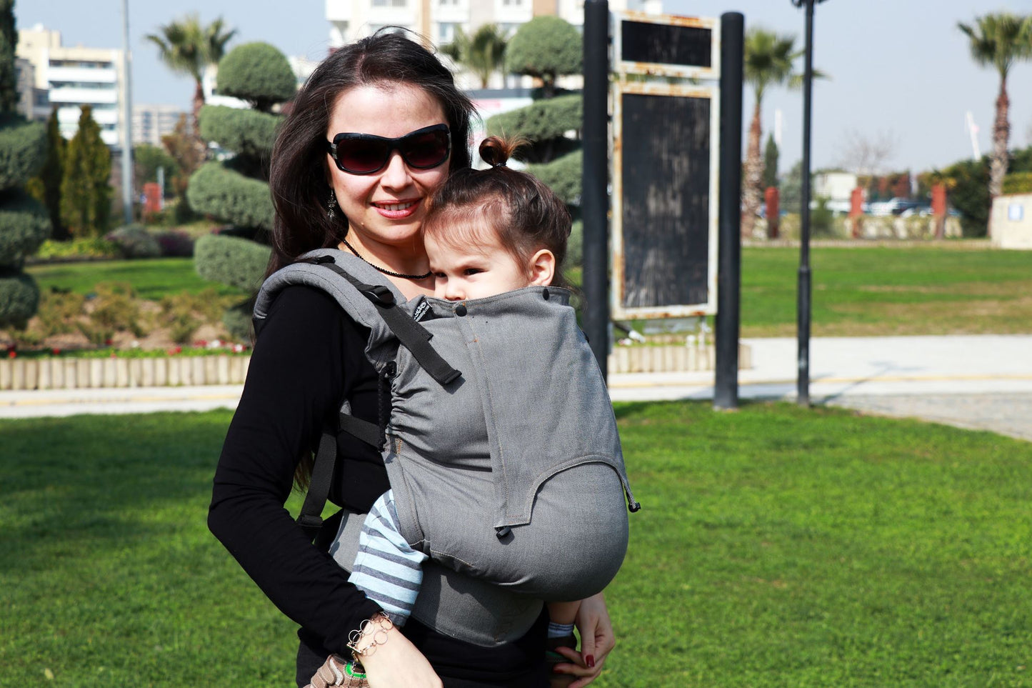 Tragehilfe Switch "Fullbuckle" Toddlersize - Kidskram.ch